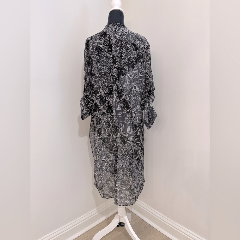 BCBG Black & White Kaftan Scarf Dress Size L - Picture 4 of 9